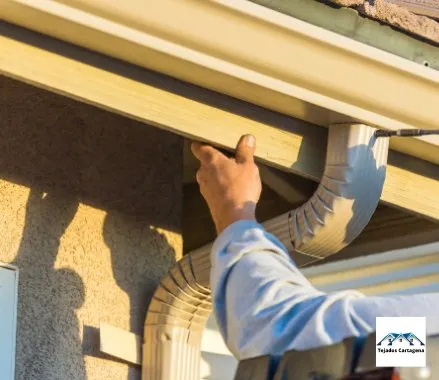 colocarcanalonesdealuminiocontinuoencartagena murcia 1920w